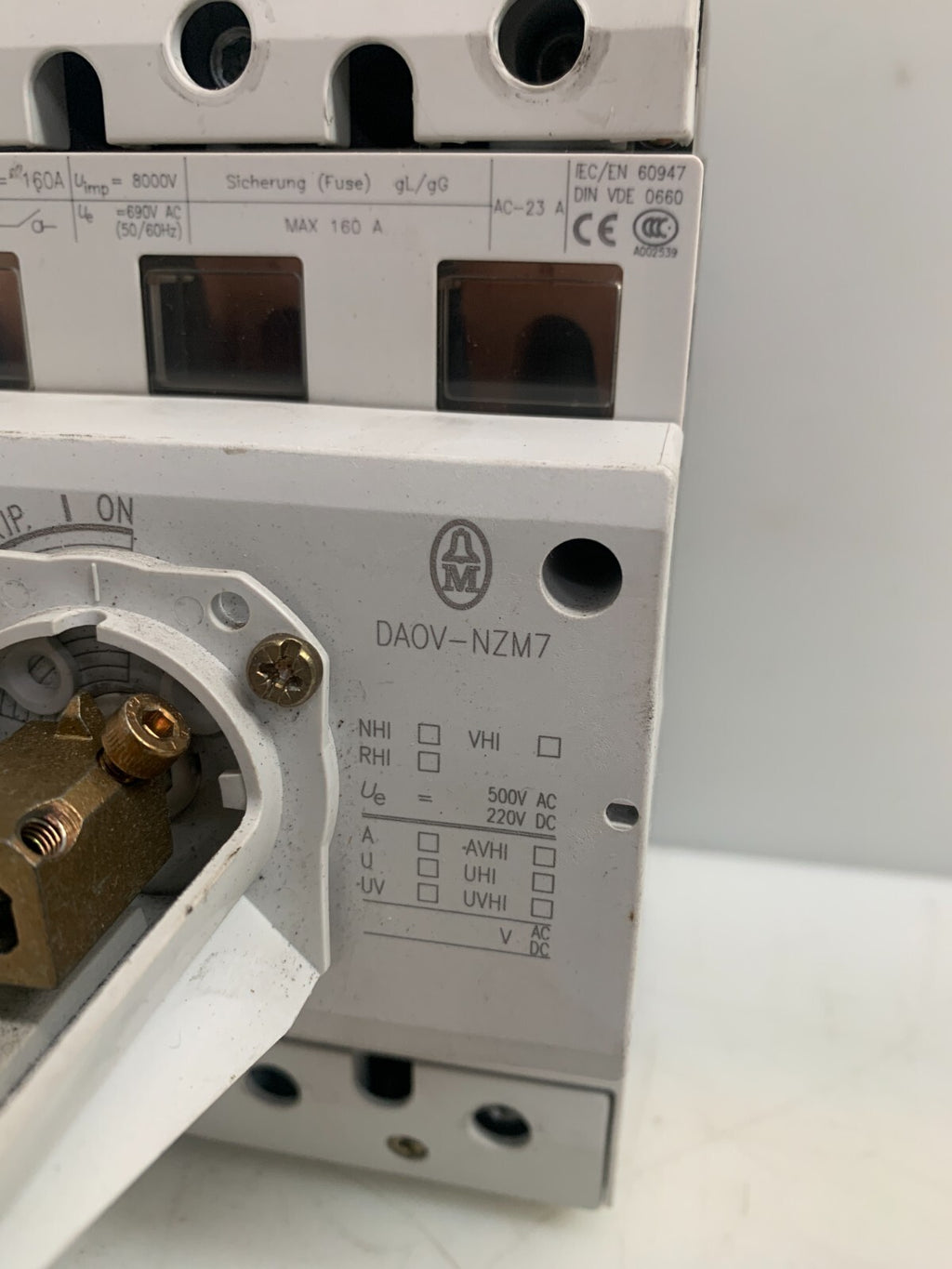EATON / MOELLER  P7-160  Fuse Holder  w/DADV-NZM7  Shut Off Switch