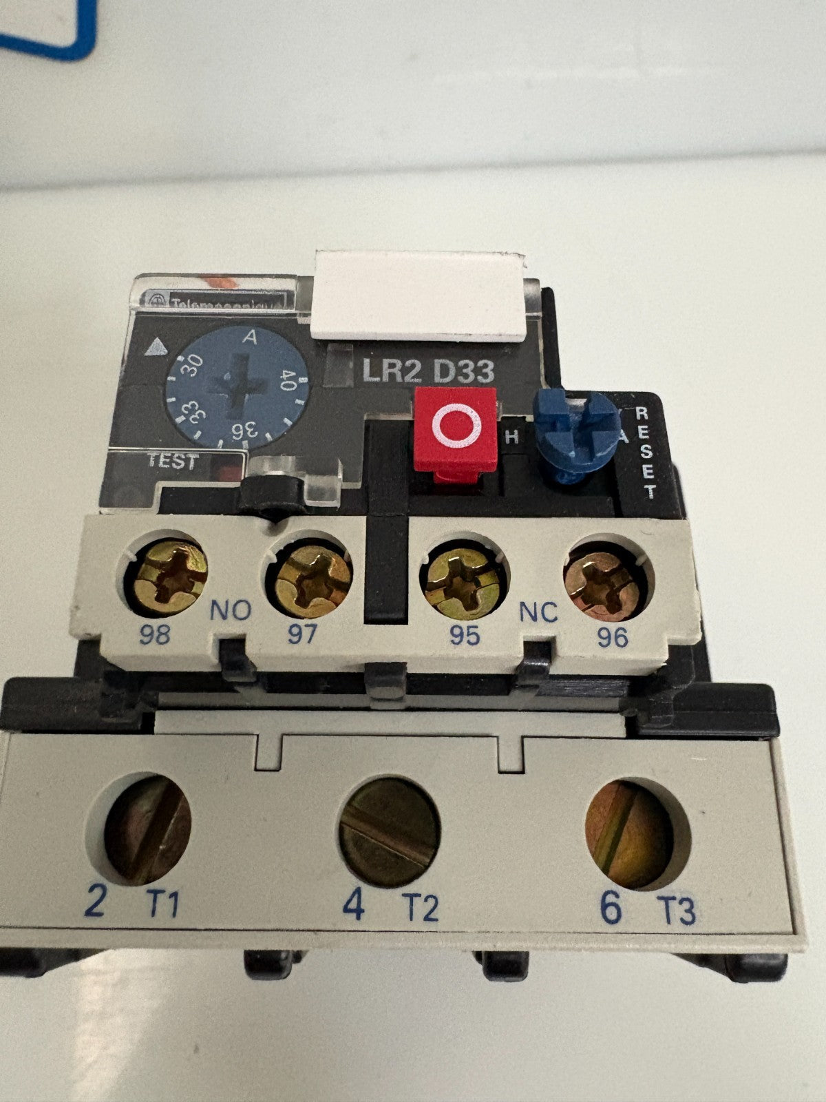 TELEMECANIQUE OVERLOAD RELAY LR2 D33