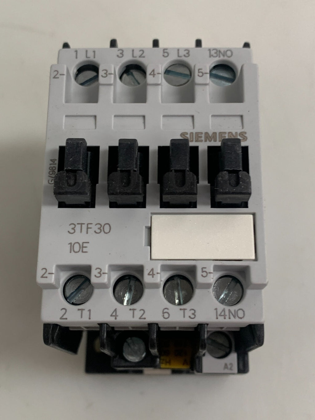 SIEMENS AC-3 4KW 400/380V CONTACTOR 3TF30 10-OAK6