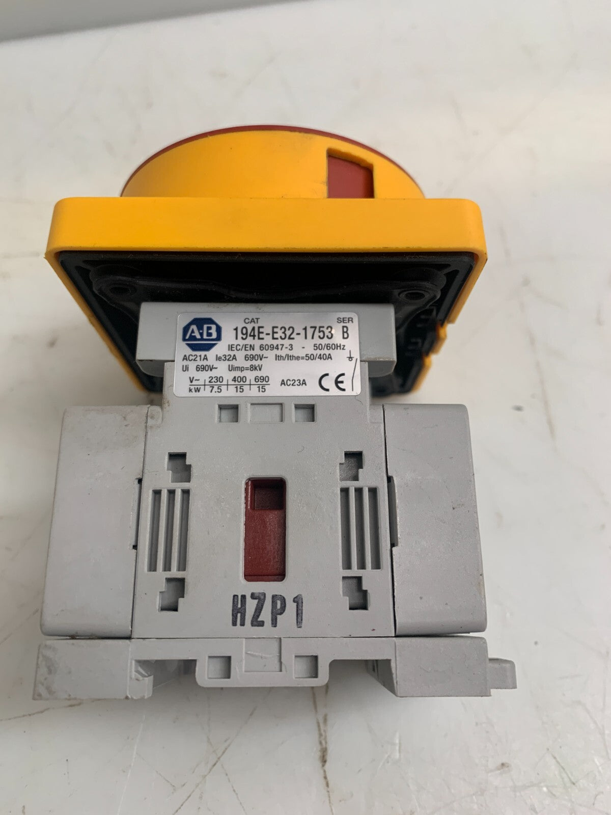 ALLEN BRADLEY 194E-E32-1753 Load Cell  w/Shut Off Switch