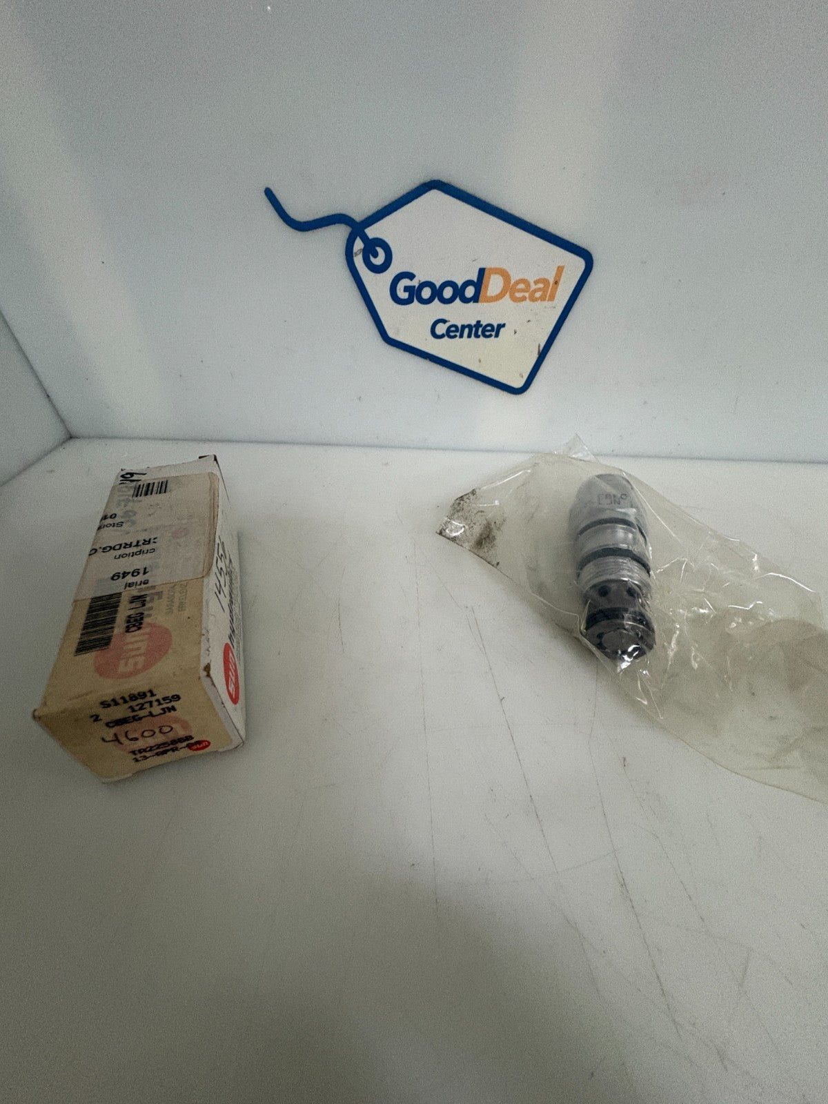 SUN HYDRAULICS COUNTER BALANCE VALVE CBEG-LJN0