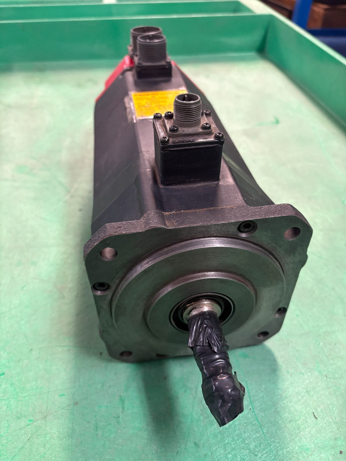 GE FANUC MODEL 5 PERMANENT MAGNET AC SERVO MOTOR A06B-0512-B2310