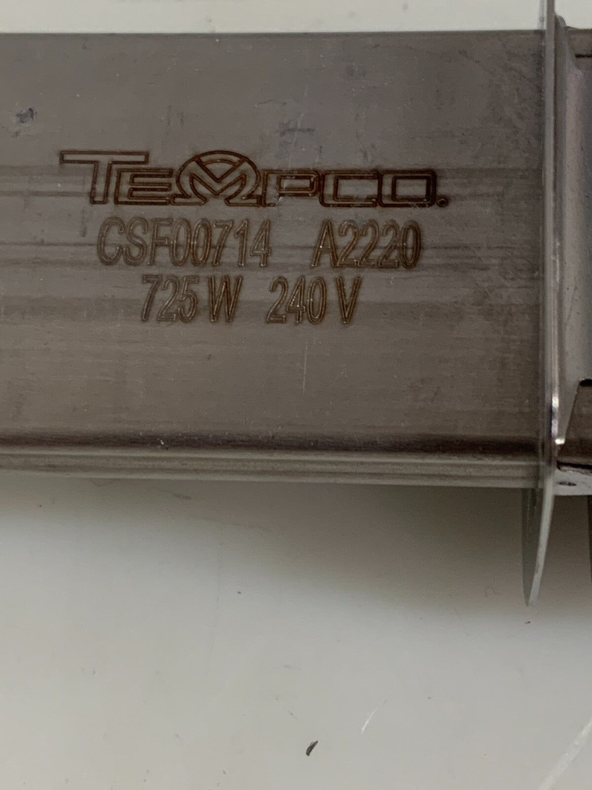 TEMPCO STRIP HEATER CSF00714 A2220 725 W 240 V