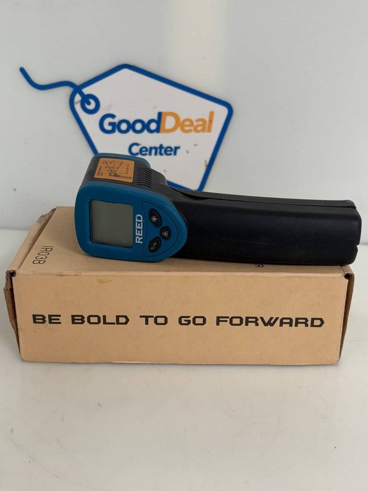 REED INFRARED THERMOMETER R2001