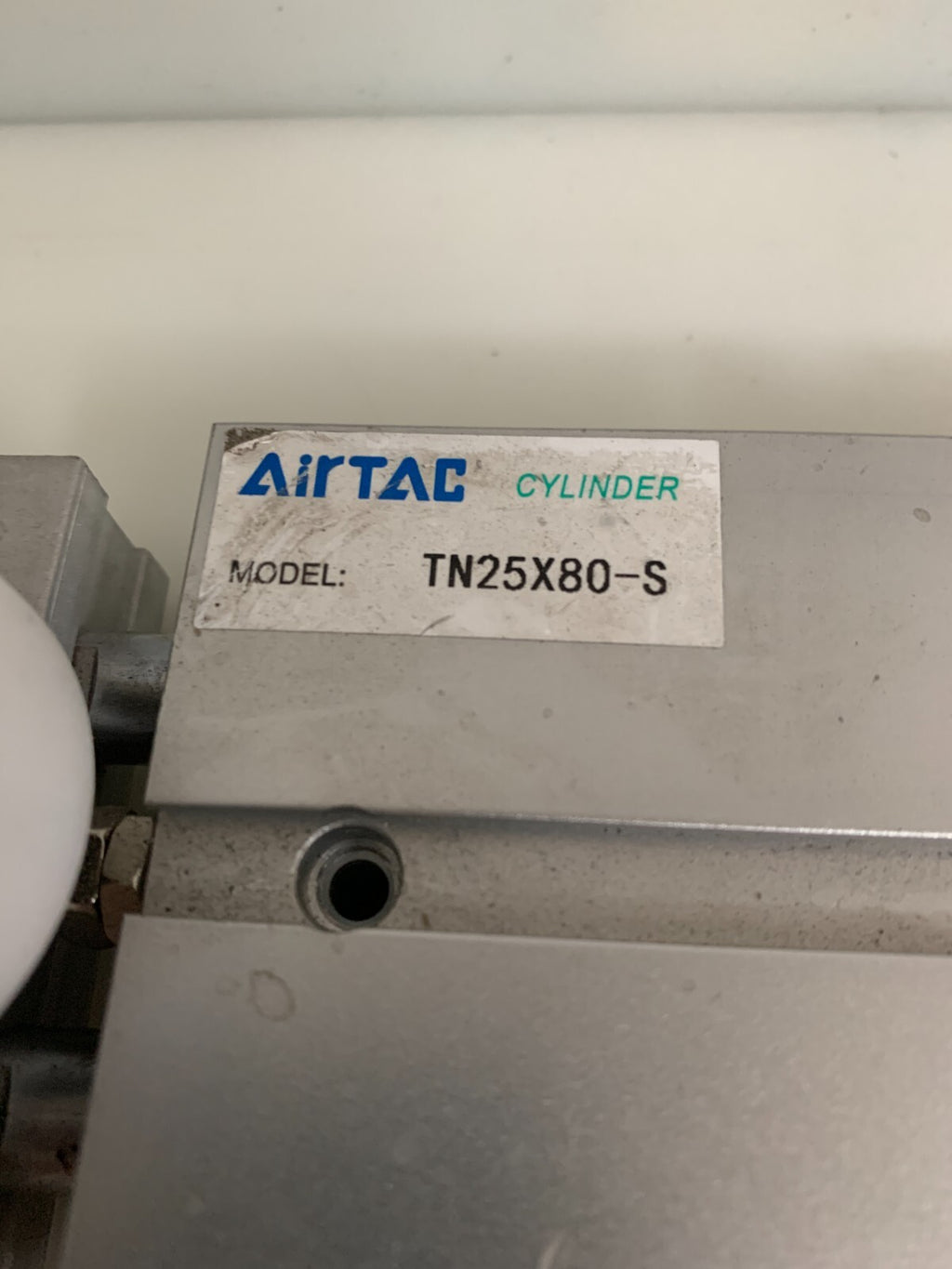 AIRTAC DUAL AXIS ROD CYLINDER TN 25X80-S