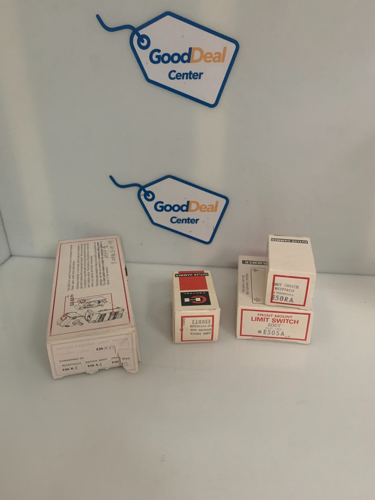 CUTTLER HAMMER LIMIT SWITCH E50 AT30