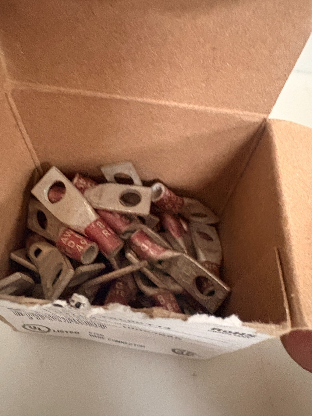 LOT OF 80 BURNDY HYLUG COMPRESSION LUG YAL8CT143