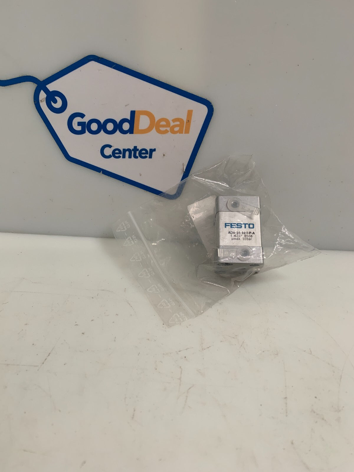 FESTO COMPACT CYLINDER 536227 ADN-16-10-I-P-A