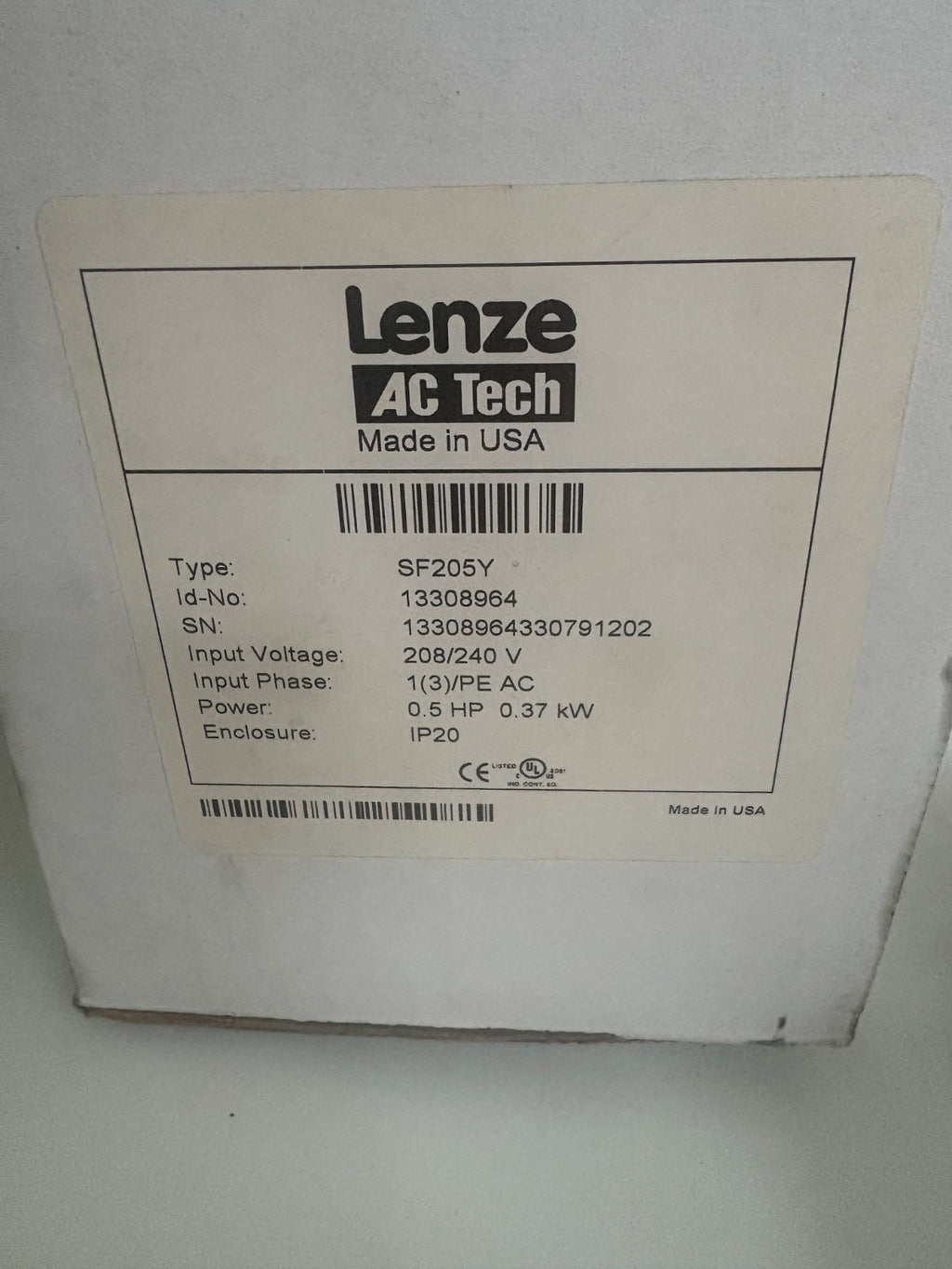 LENZE AC TECH MOTOR CONTROLLER SF205Y 133089644