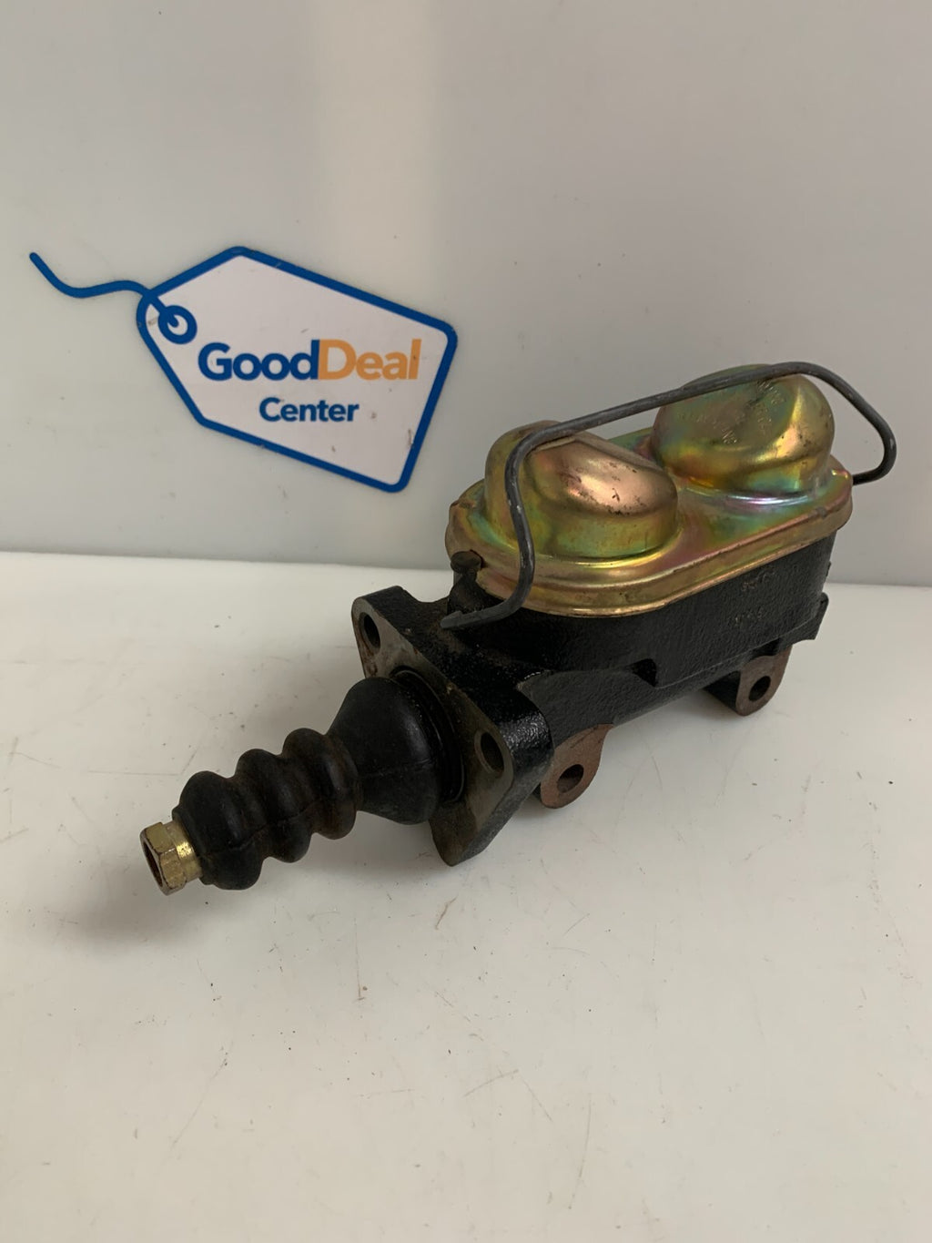 BENDIX MASTER BRAKE CYLINDER 6071 A 370SO E0