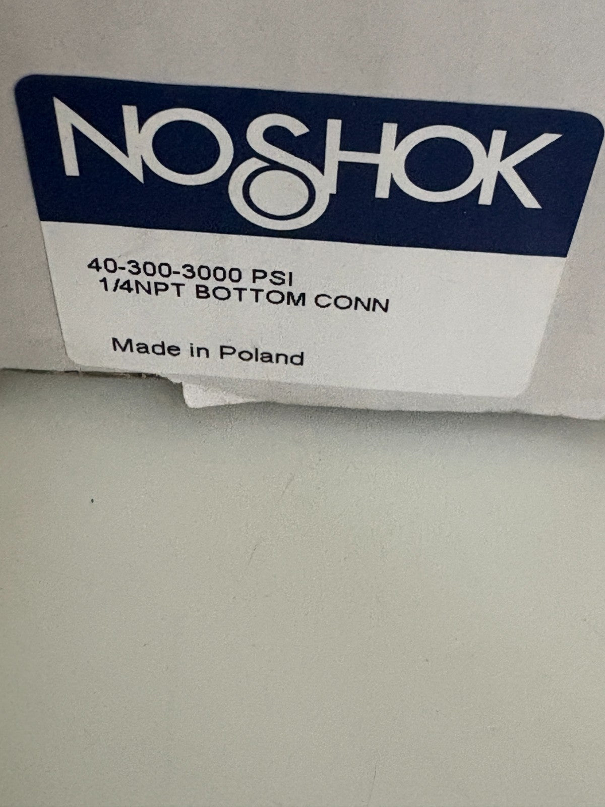 NOSHOK BRASS PRESSURE GAUGE 40-300-3000 PSI