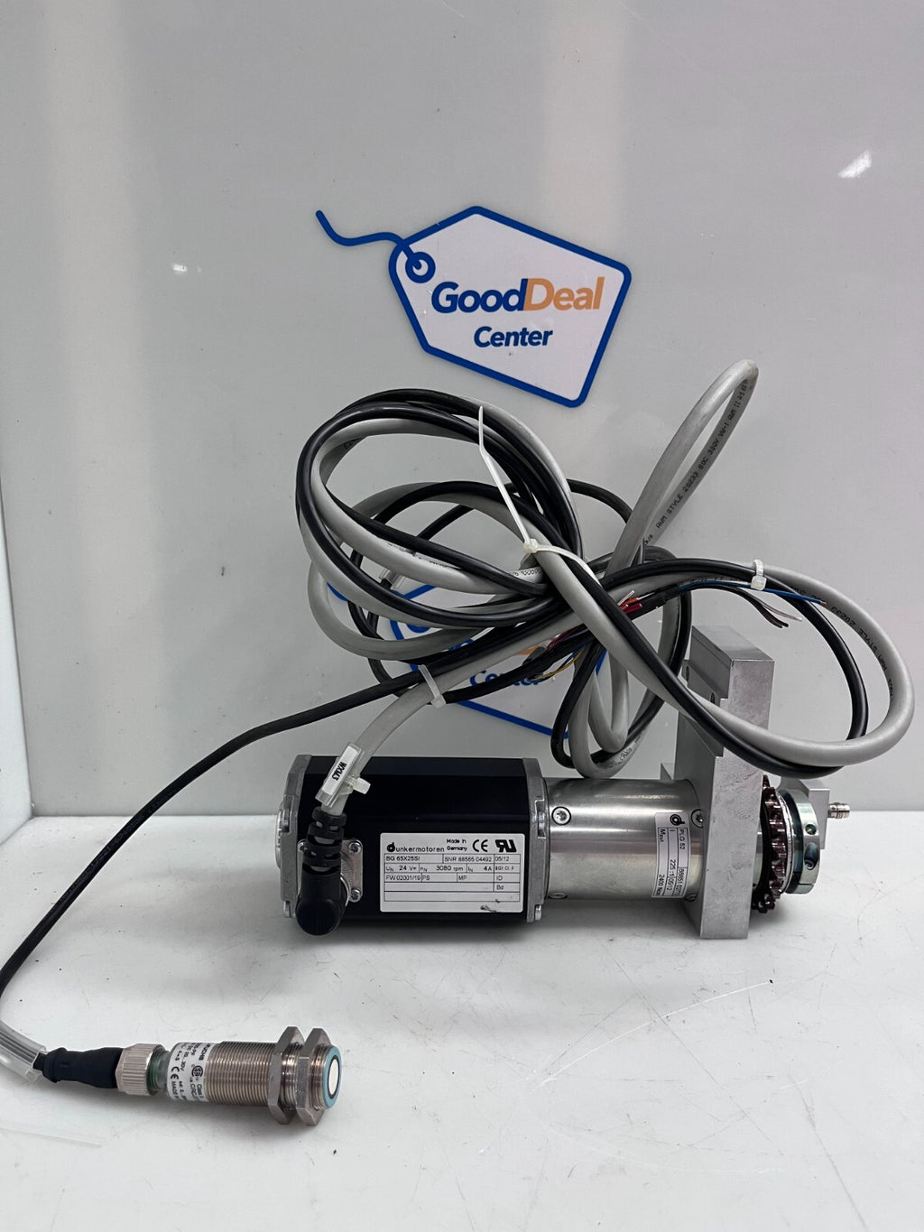 AMETEK DUNKERMOTOREN   BG 65X25SI Servo Motor / Med Gear  w/Cable & Sensor