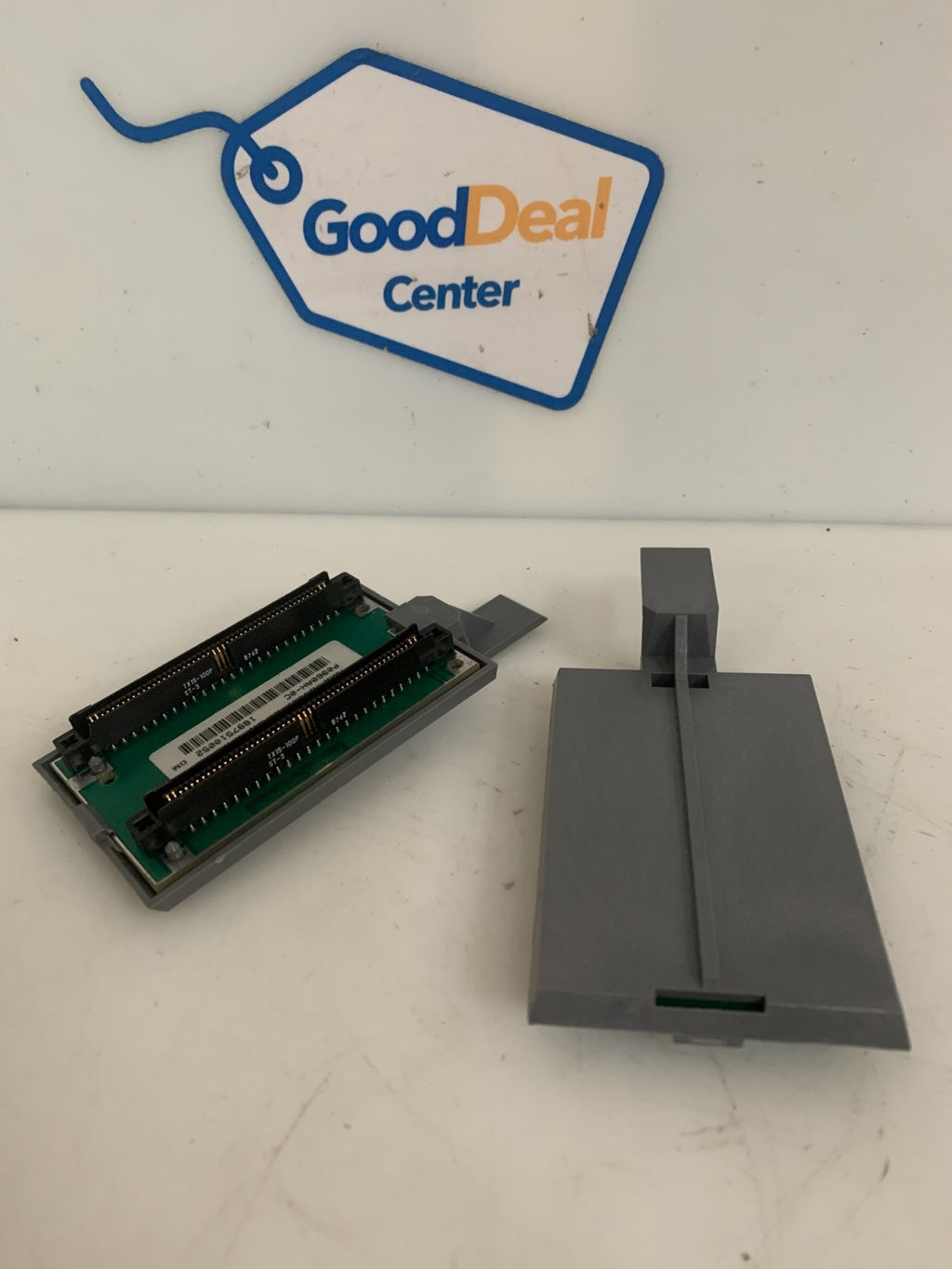 LOT OF 2 FOXBORO Z BUS CONNECTOR PO960AH-OC