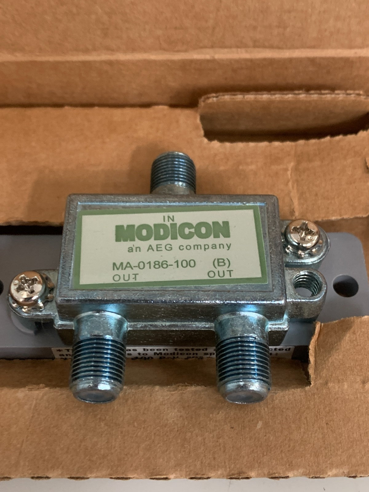 SCHNEIDER MODICON QUANTUM COAX SPLITTER MA-0186-100