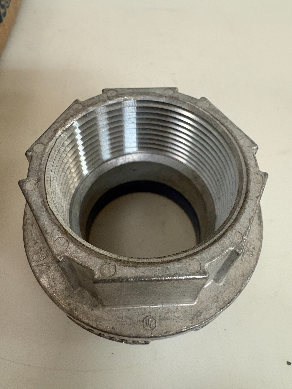 ABB THOMAS & BETTS 1 1/2" CONDUIT HUB ZINC H150-TB 2