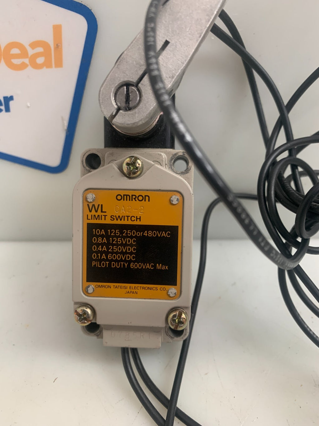 OMRON WLCA2-2  Limit Switch