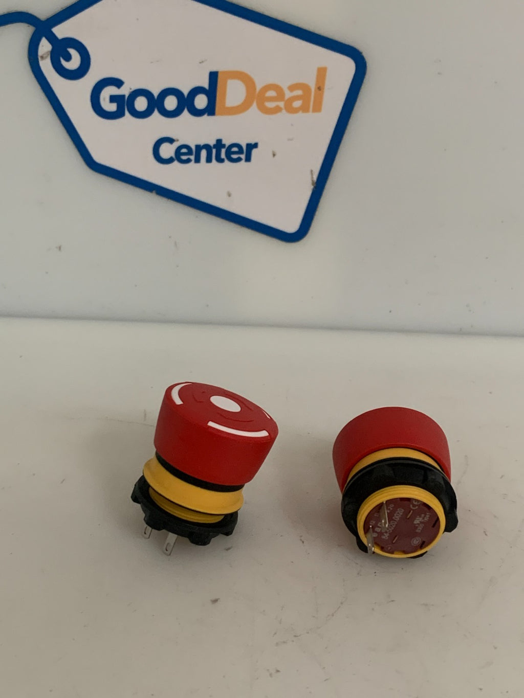 LOT OF 2  NEWARK EMERGENCY STOP SWITCH 84-5020.0020