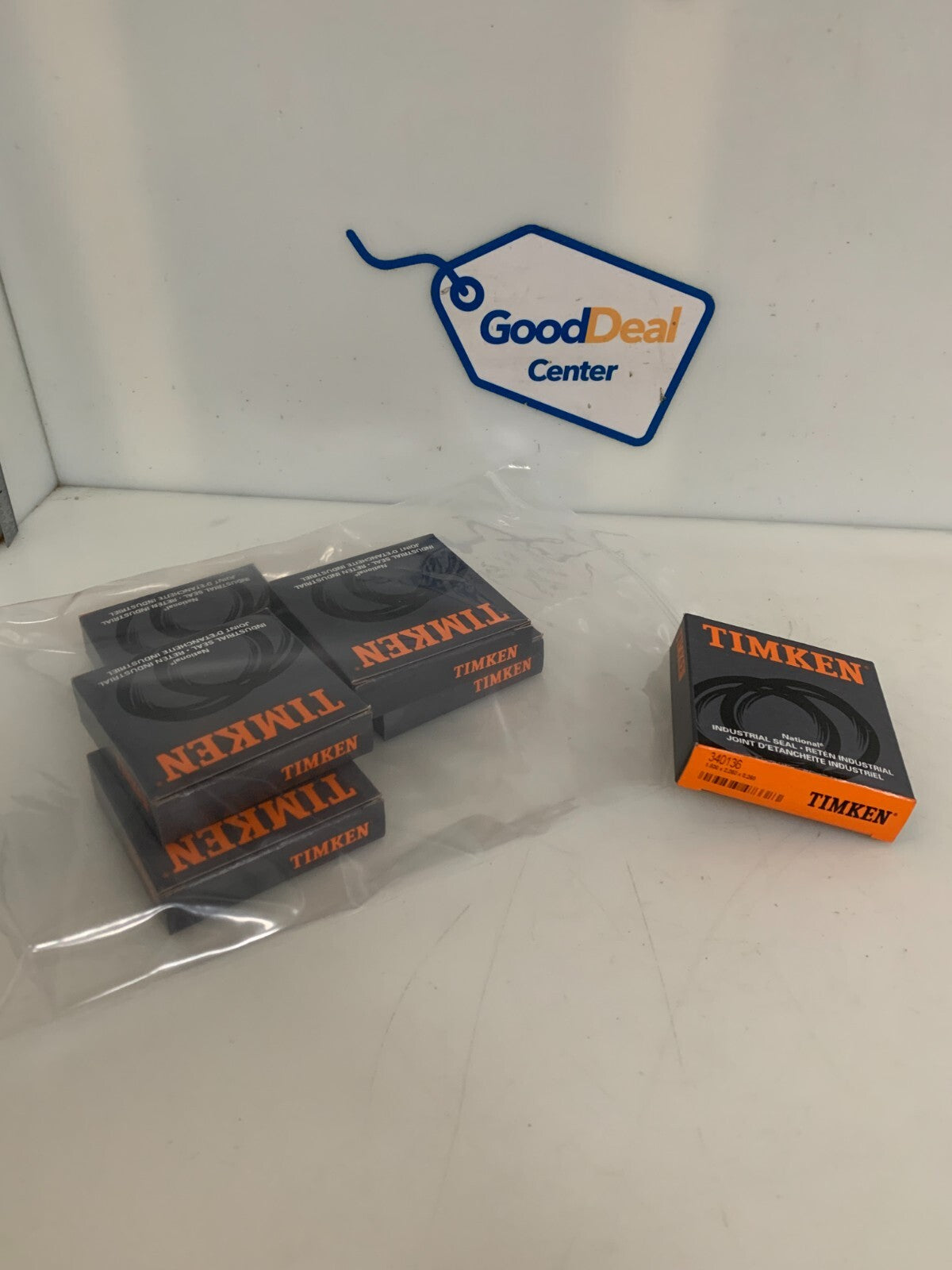 LOT OF 6  TIMKEN OIL SEAL 3401360