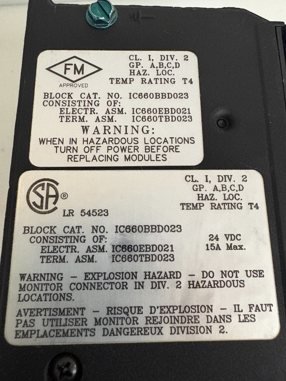 GE FANUC GENIUS 24 VDC SINK IN/OUT IC660TBD023B  W/IC660BBD0235