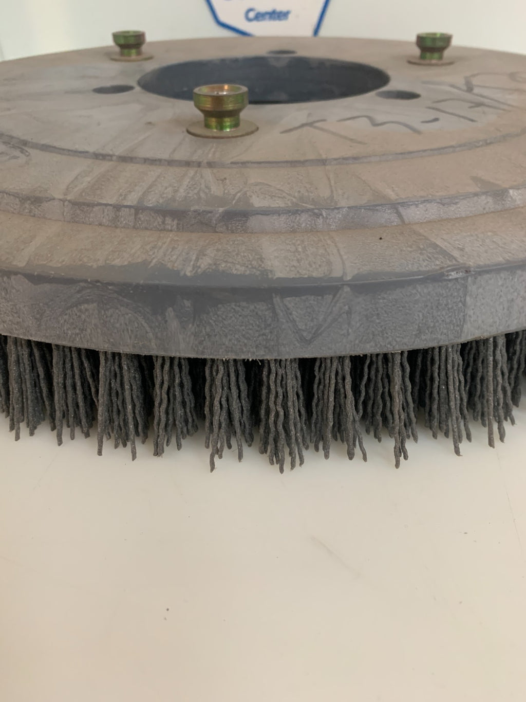 TENNANT 17" H DUTY SCRUB BRUSH 3 LUG #10167633