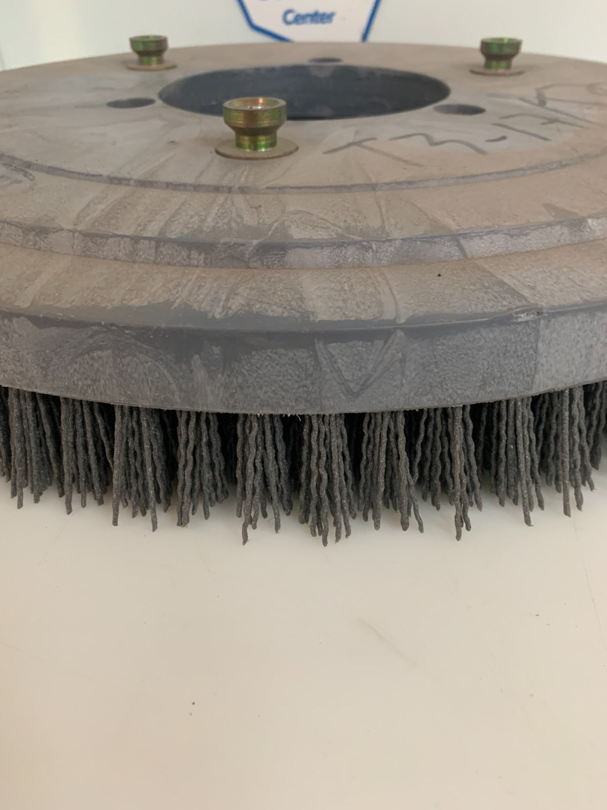 TENNANT 17" H DUTY SCRUB BRUSH 3 LUG #10167633