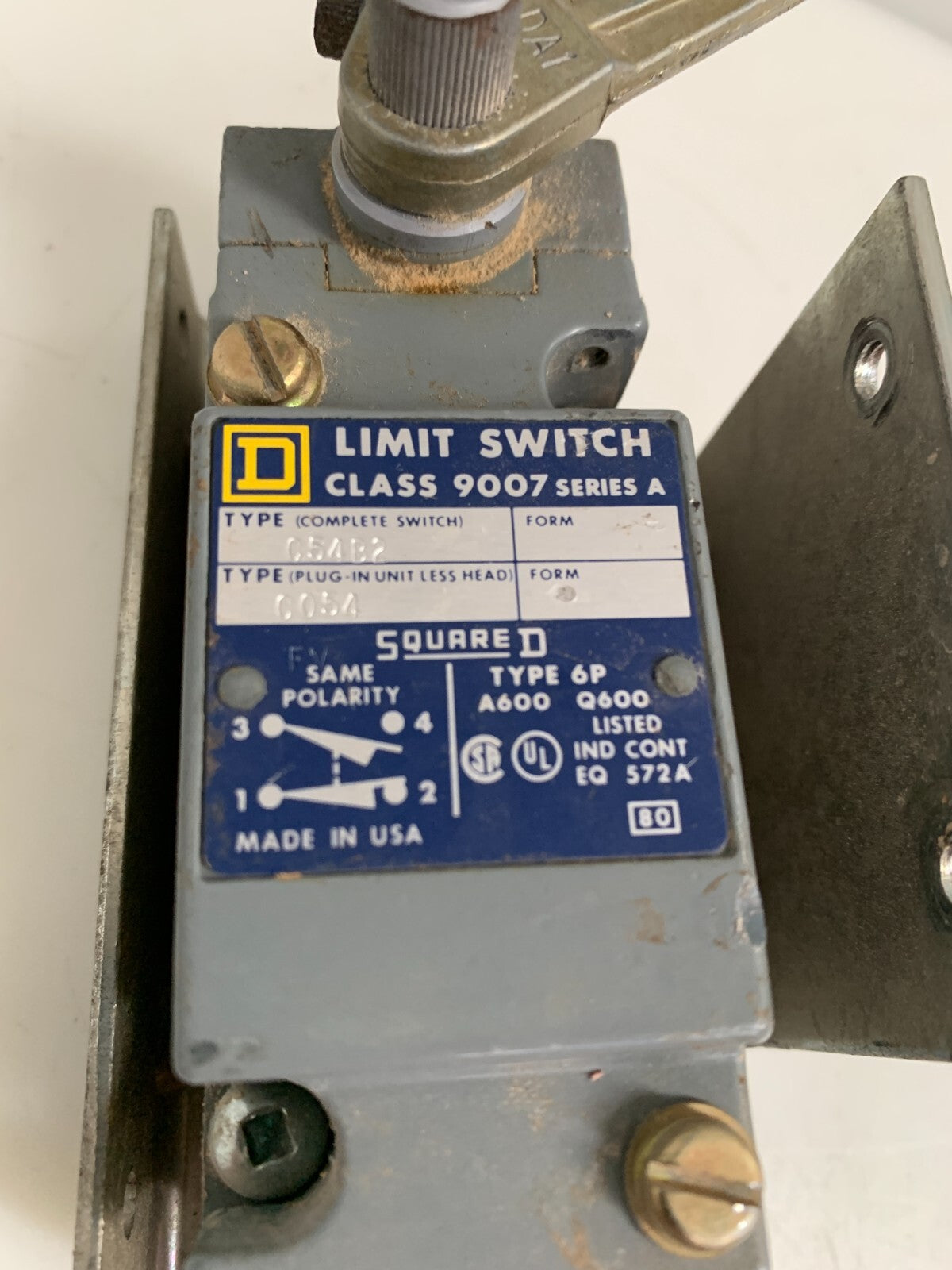 SQUARE D LIMIT SWITCH C 54B2