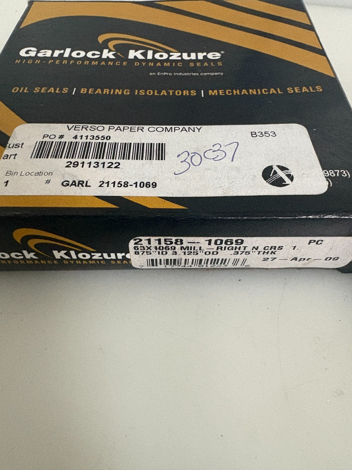 GARLOCK KLOZURE ISOLATOR BEARING SEAL 21158-1069