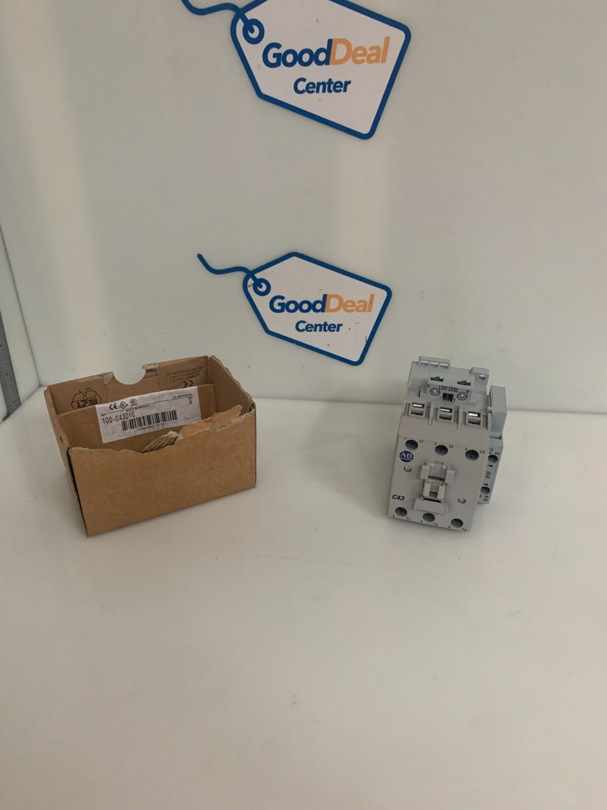 ALLEN BRADLEY 100-C43 00 SERIE A CONTACTOR 600 VAC W/100-S/B CONTACT BLOCK