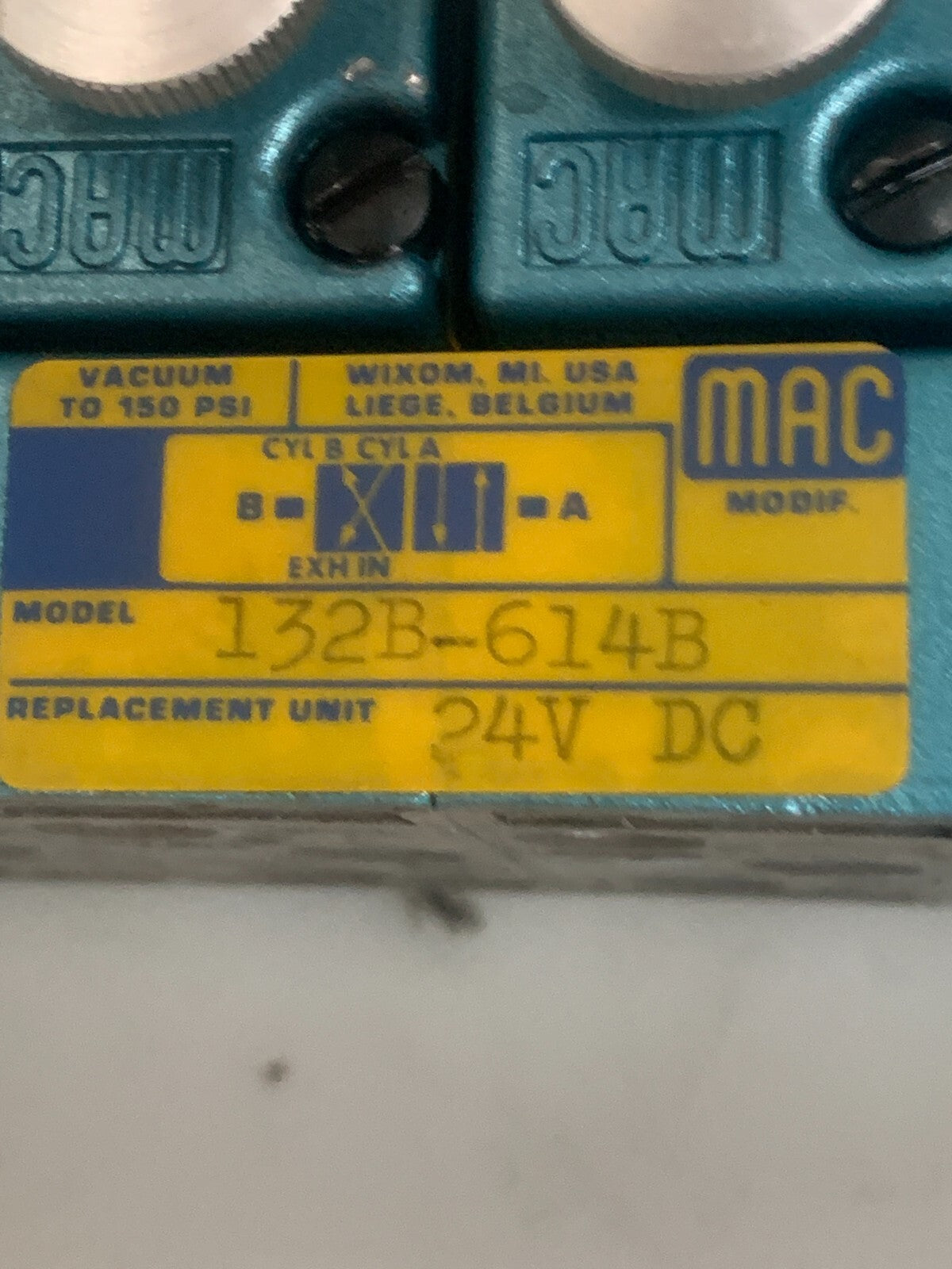 MAC 132B-614B MANIFOLD 8 VALVES UNIT3