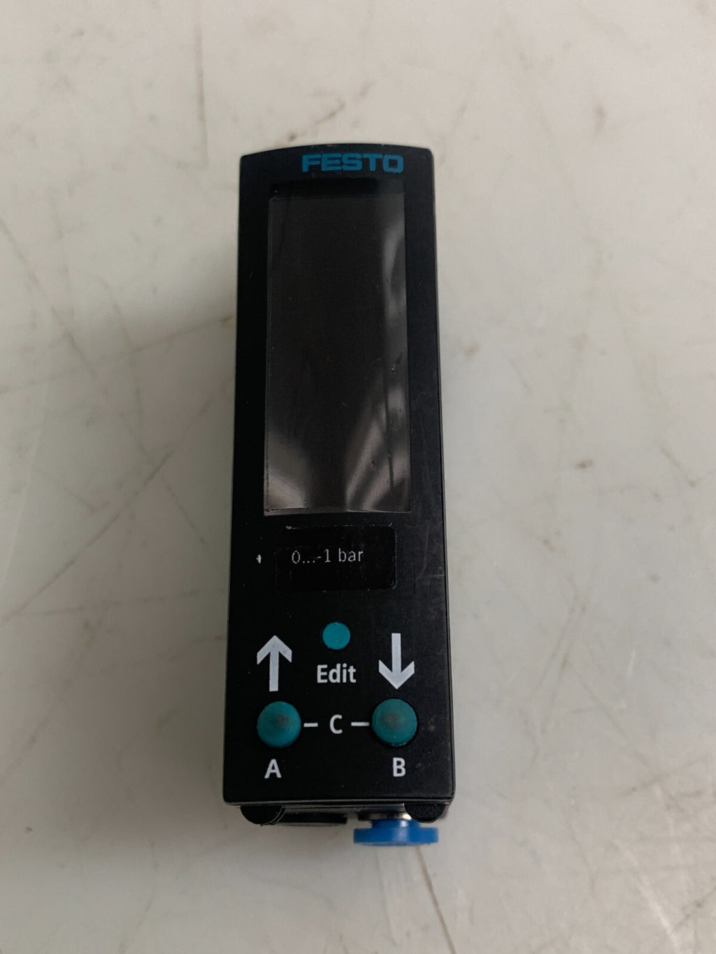 FESTO   SDE3-V1Z-B-WQ4-2P-M8   Pressure Sensor   5396791