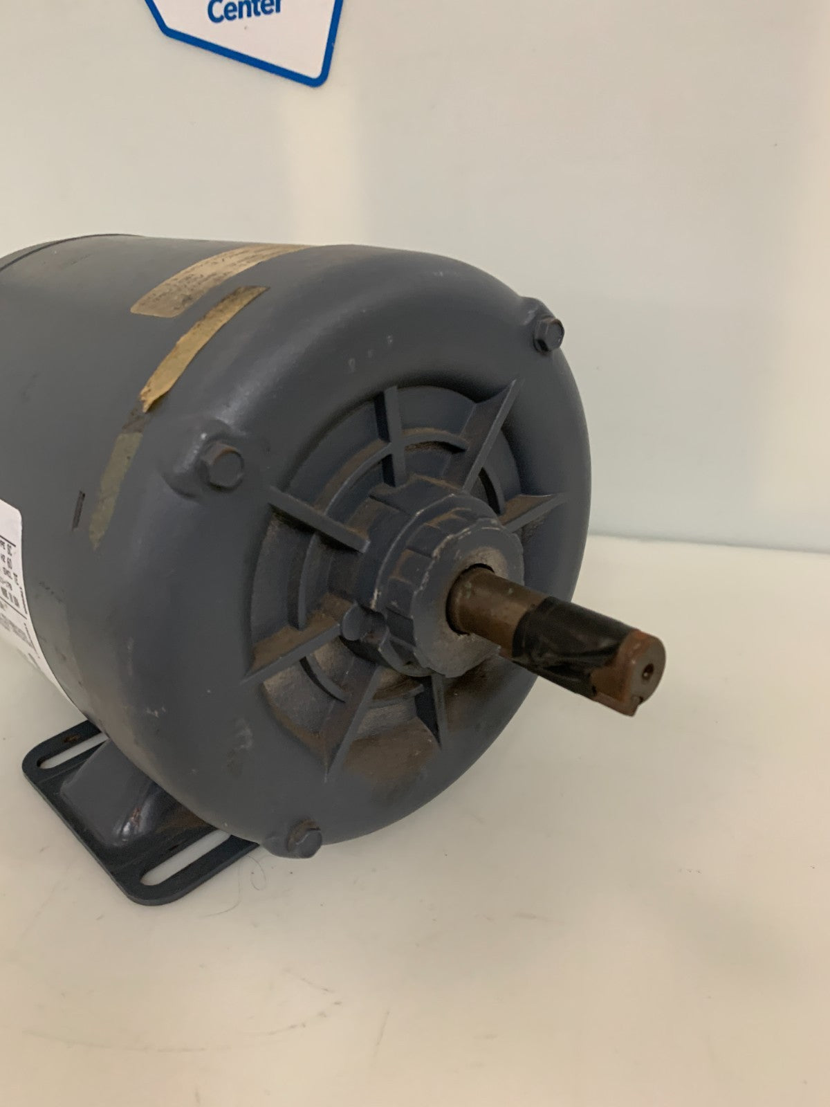 MAGNETEK CENTURY AC MOTOR 1/2 HP 1725 RPM CAT#H276 PART# 8-142138-04
