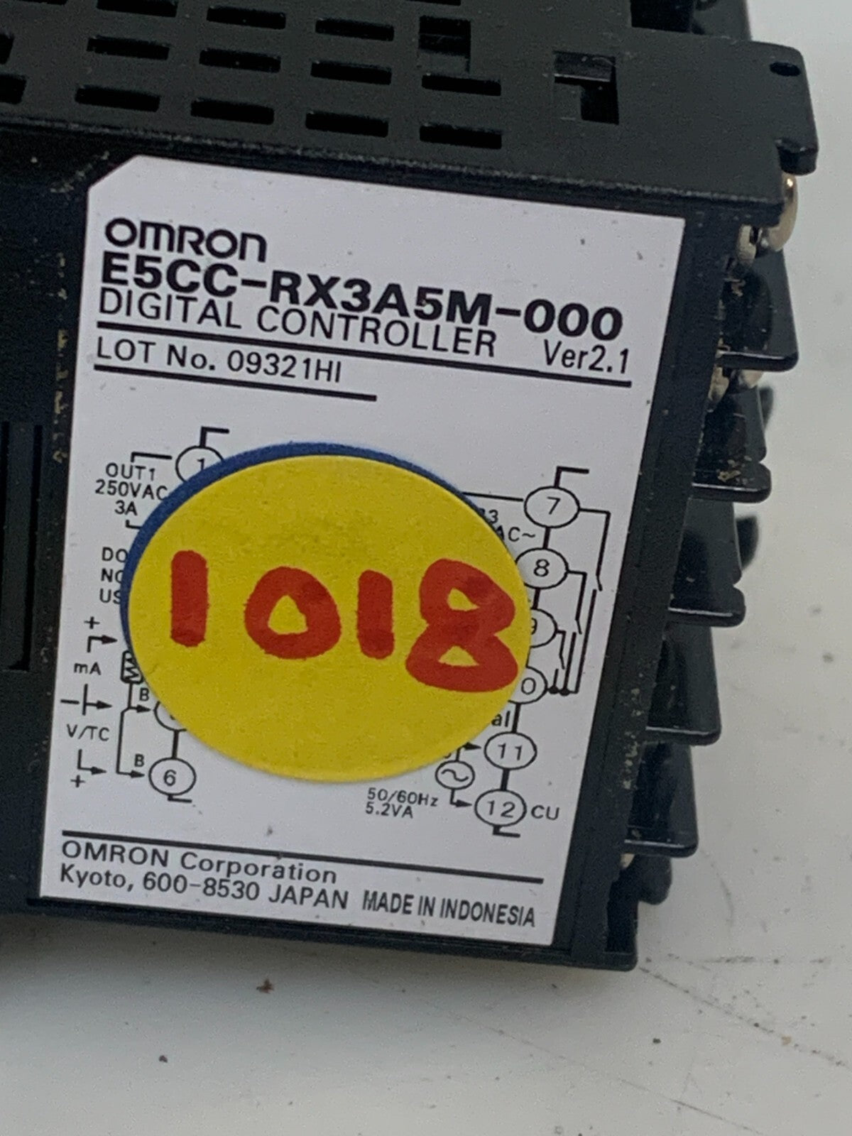 Omron E5CC-RX3A5M-000 Digital Controller