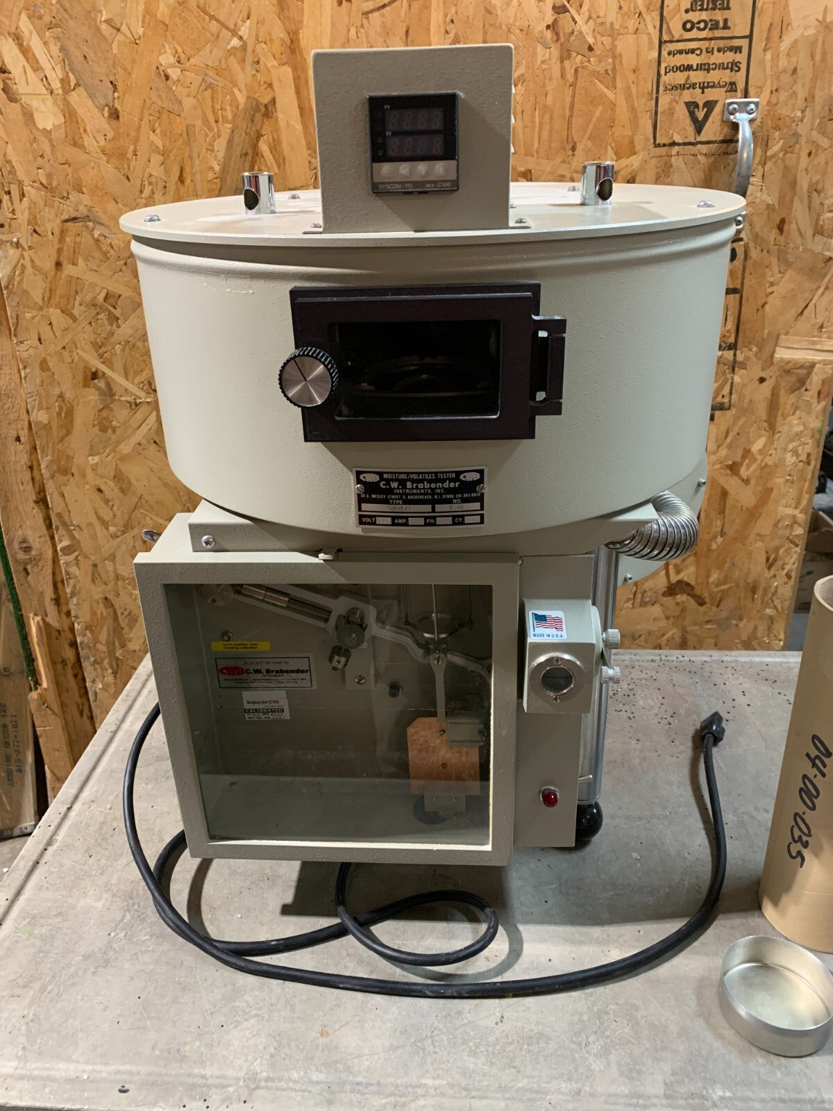 C.W BRABENDER MOISTURE/VOLATILES TESTER SAR-E/10