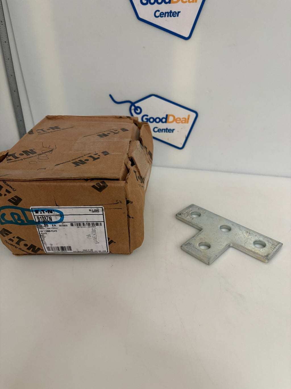 EATON 4 HOLE TEE PLATE B133ZN 25 IN BOX0