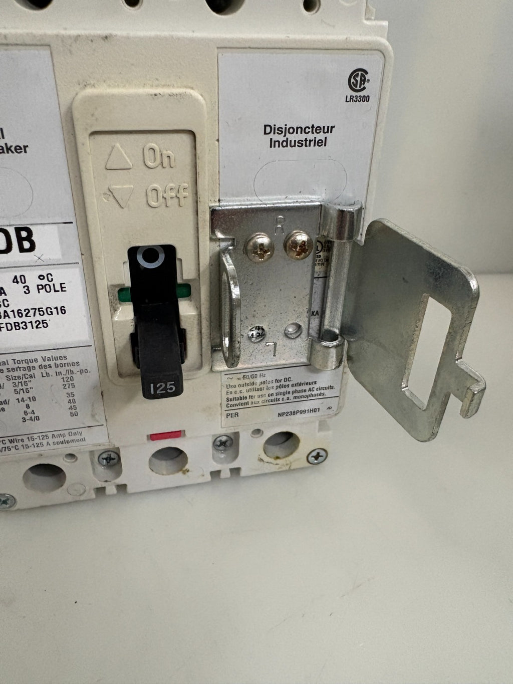 EATON CIRCUIT BREAKER 125 AMP 3A16275G16