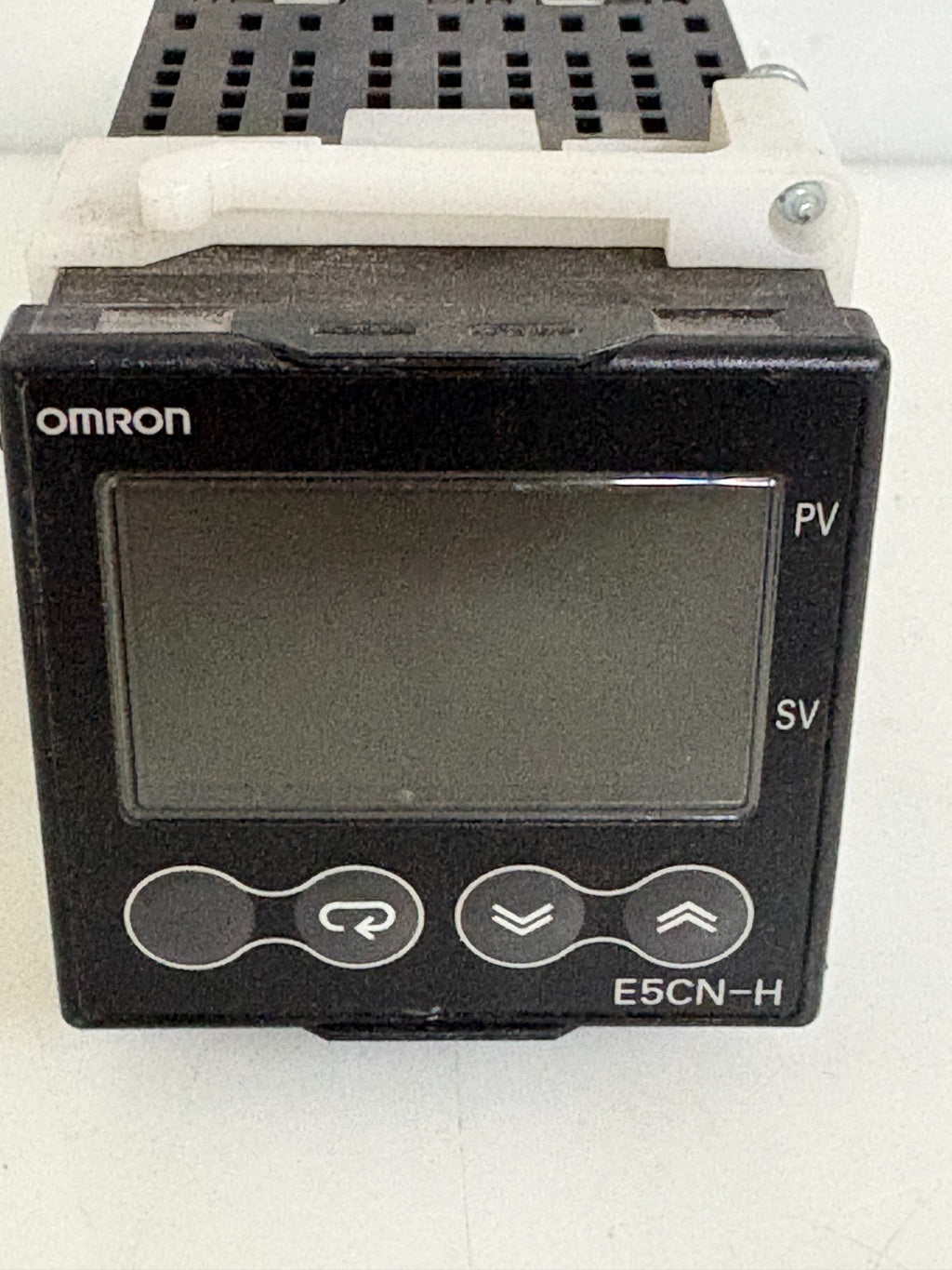OMRON DIGITAL CONTROLLER E5CN-HR2M-500 1