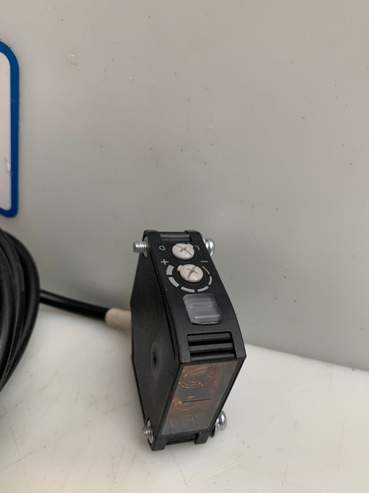 OMRON E3JK-DR12 Photoelectric Switch/Optical Sensor (Lot of 3)