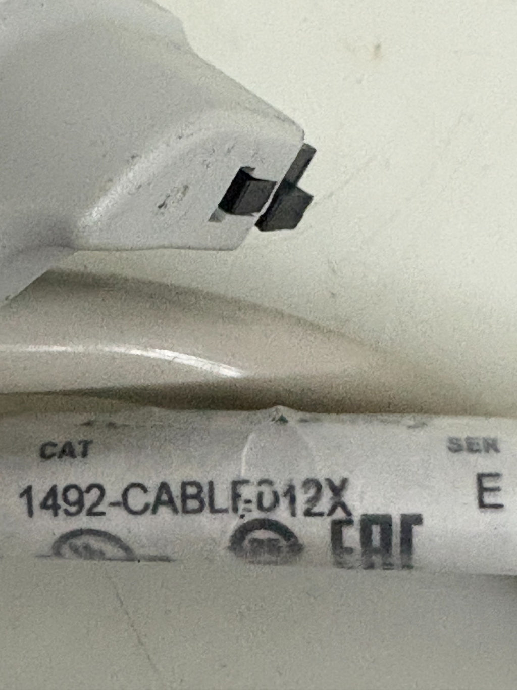 LOT OF 3  ALLEN BRADLEY TERMINAL CABLE 1492-CABLE 011X2