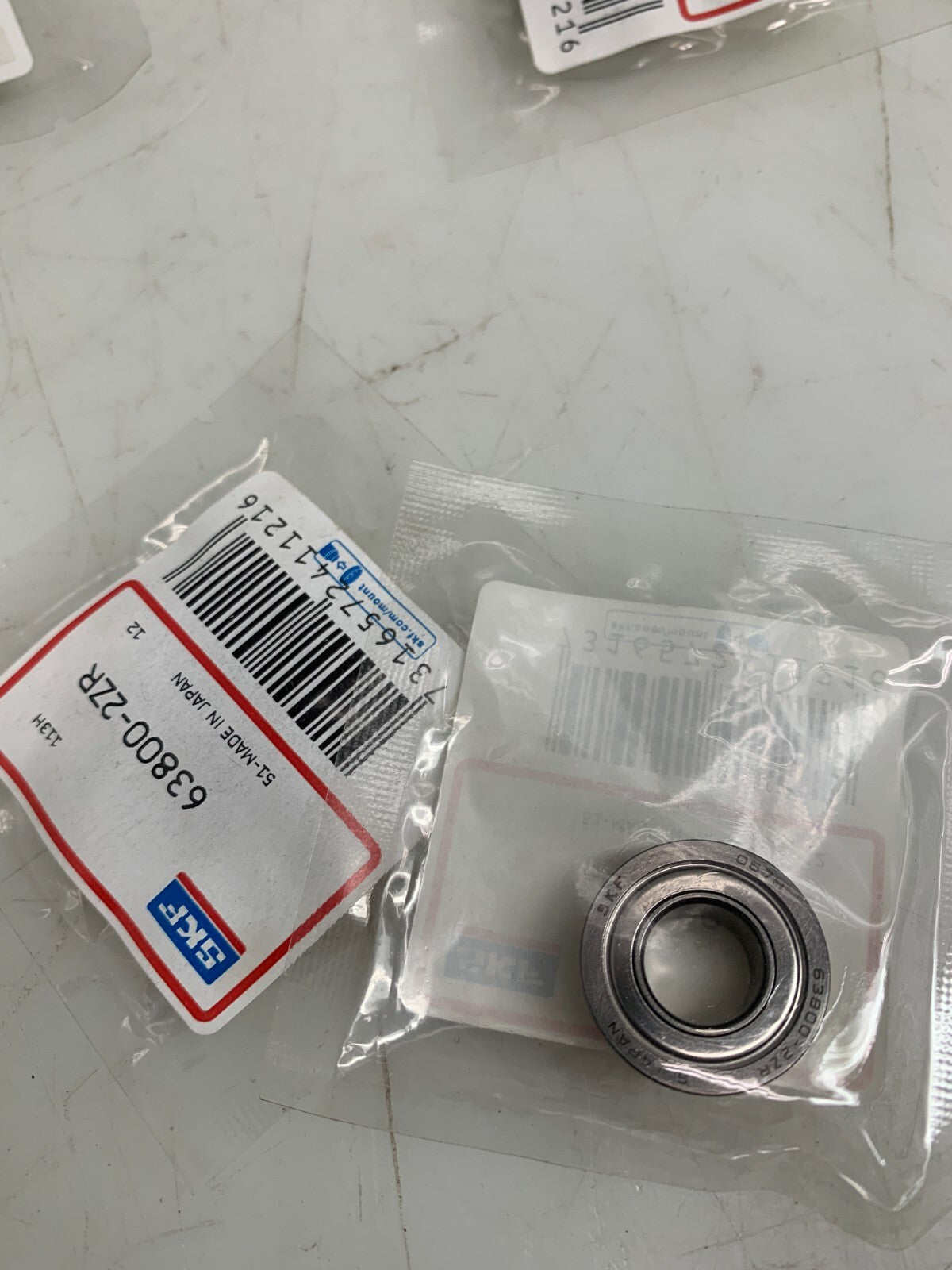 SKF 63800-2ZR  Metal Shielded Groove Ball Bearing  (Lot of 8)1
