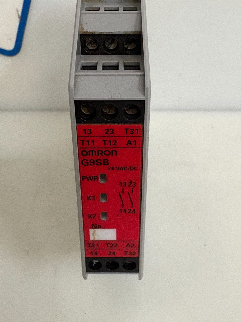 OMRON SAFETY RELAY G9SB-2002-C1
