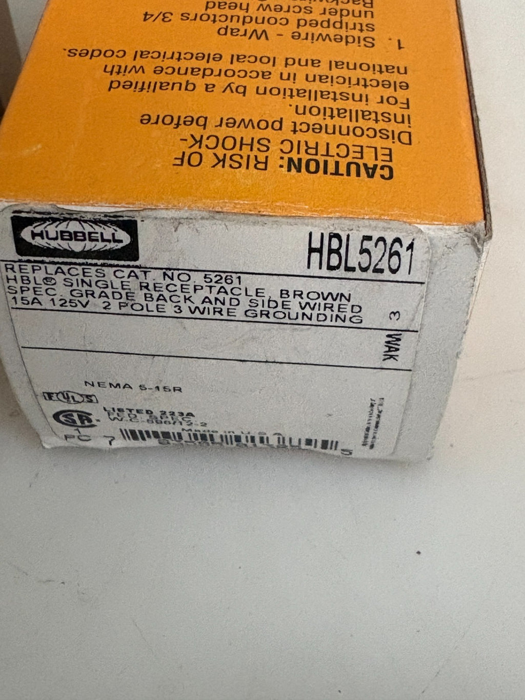 LOT OF 4 HUBBELL 2P3W 15A 125V RECEPTACLE HBL5261