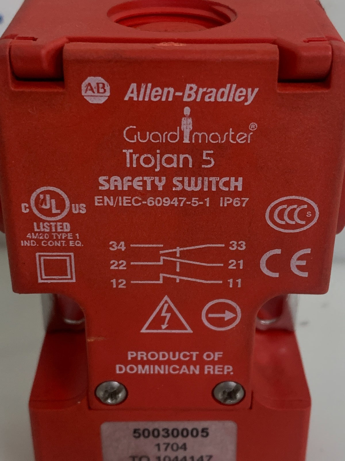 ALLEN BRADLEY GUARD MASTER TROJAN 5 IEC -60947-5-1