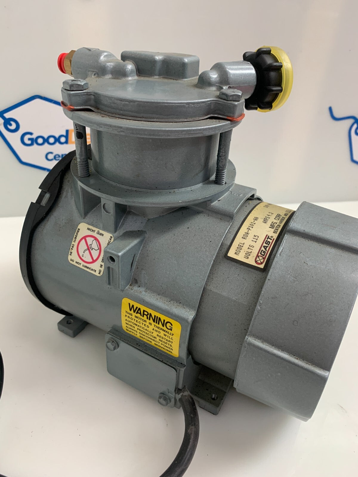 GAST Vacuum Pump  R0A-P101-AA  w/ ALLEN-BRADLEY  On/Off Switch4