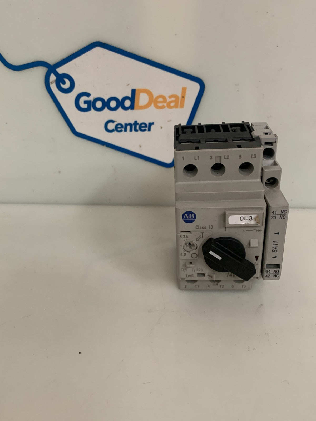 ALLEN BRADLEY MOTOR PROTECTOR CIRCUIT BREAKER 140M-C2E-B63  C0