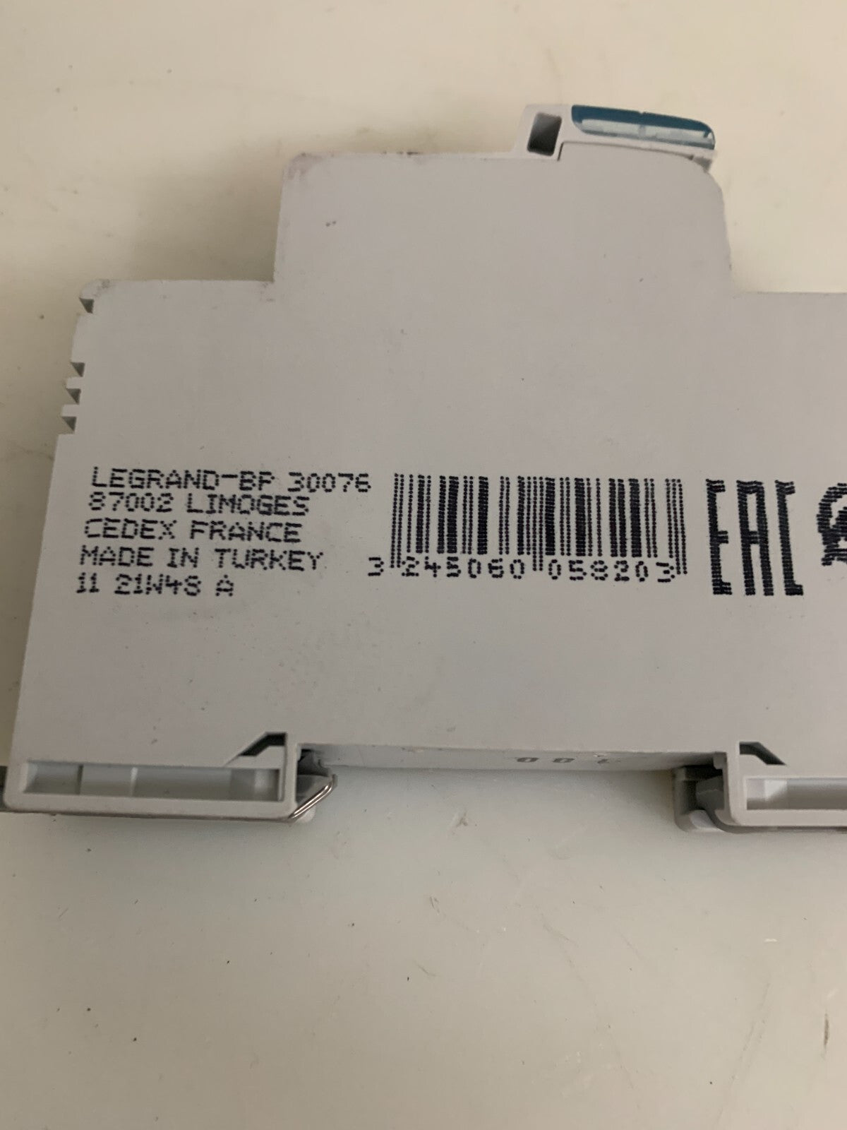 LOT OF 6  LEGRAND FUSE HOLDER 10A 058 20
