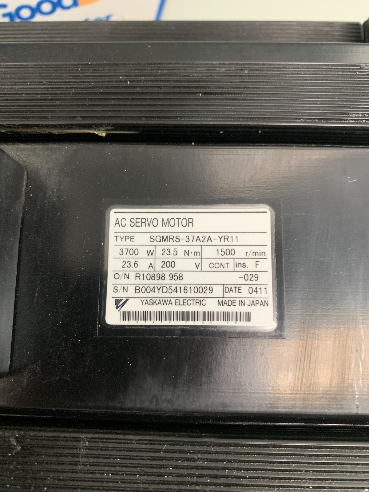 Yaskawa SGMRS-37A2A-YR11 Servo Motor w/ Encoder