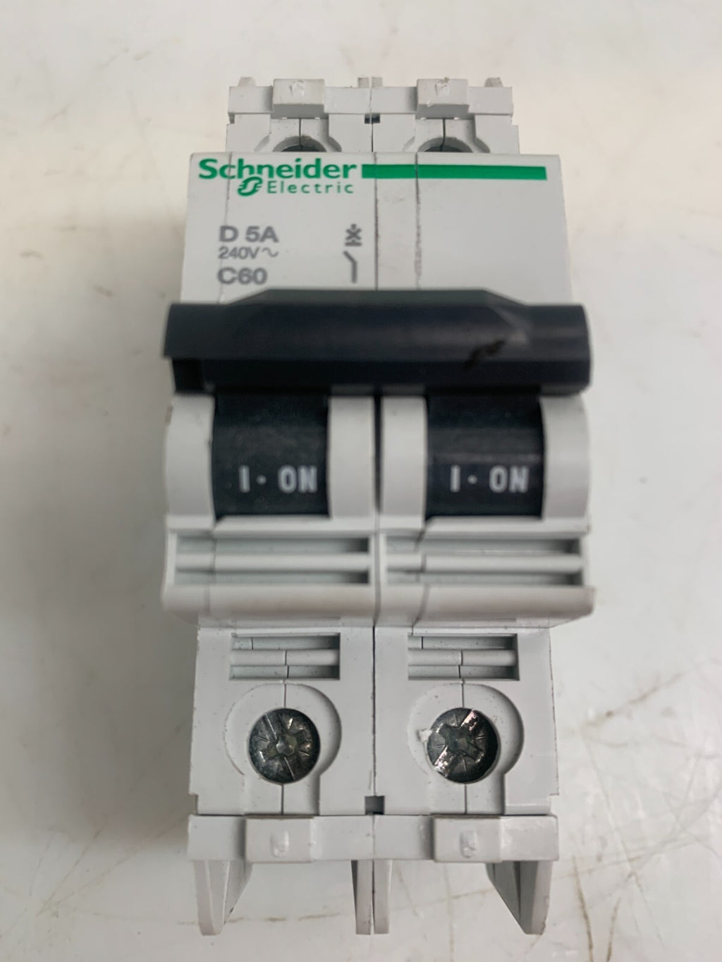 SCHNEIDER ELECTRIC MULTI9 C60 D5A Circuit Breaker1