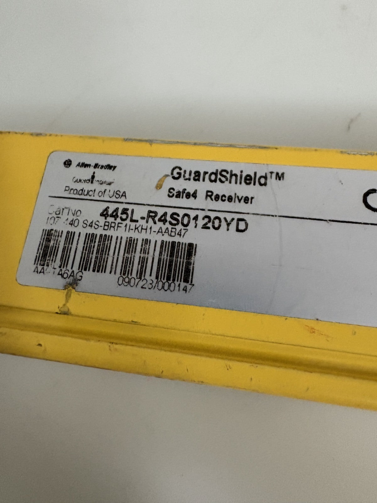 ALLEN BRADLEY GUARD SHIELD SAFE & RECEIVER 445L-R4S0120YD3