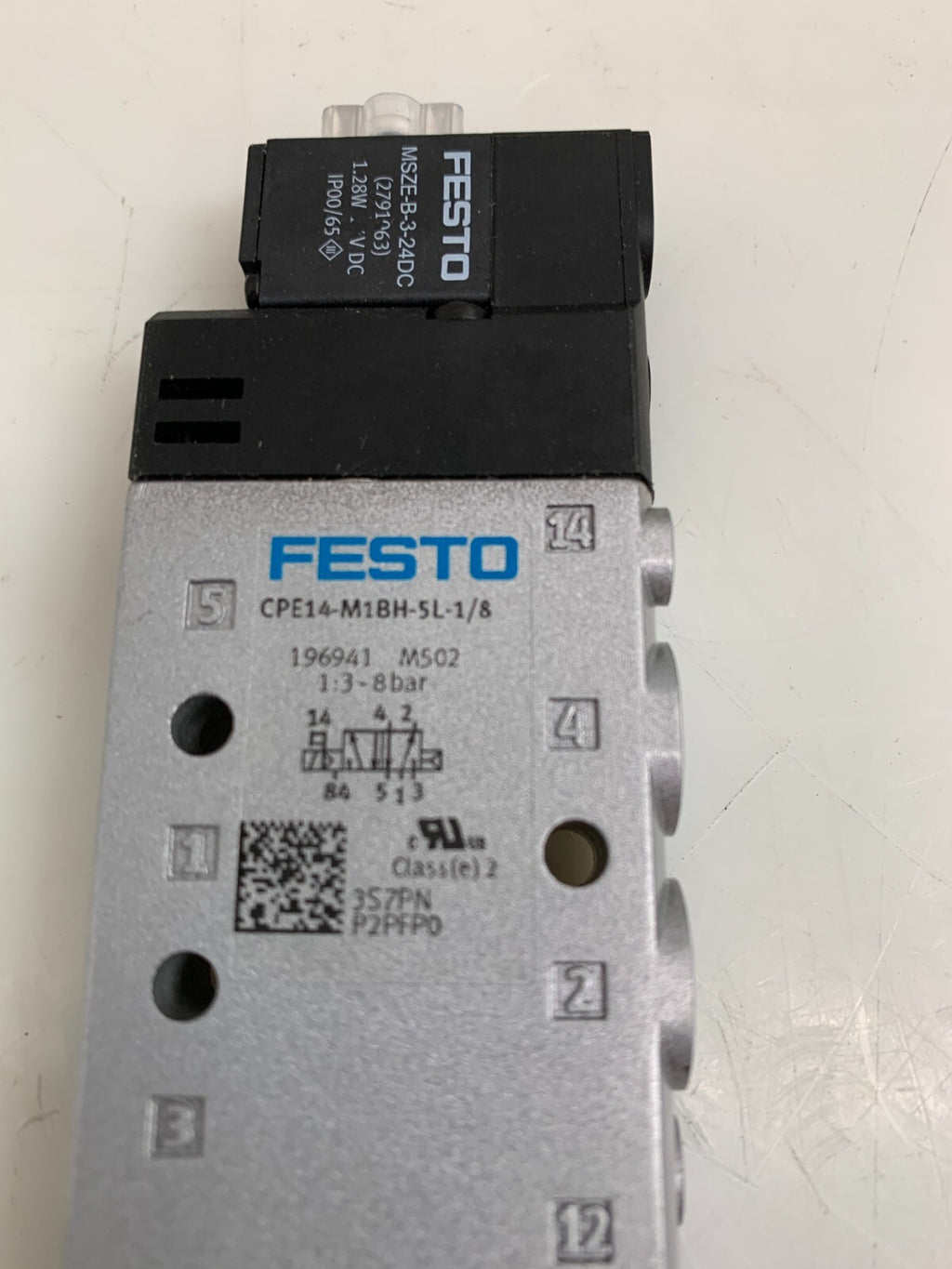 FESTO CPE14-M1BH-5L-1/8  Solenoid Valve  196941