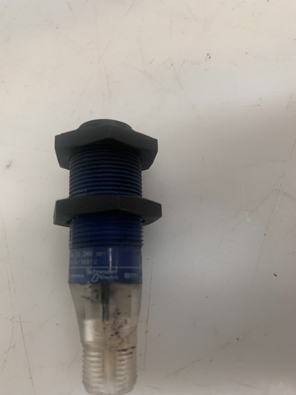 SCHNEIDER ELECTRIC XUB2ANBNM12R Photoelectric Sensor  (Lot of 2)0